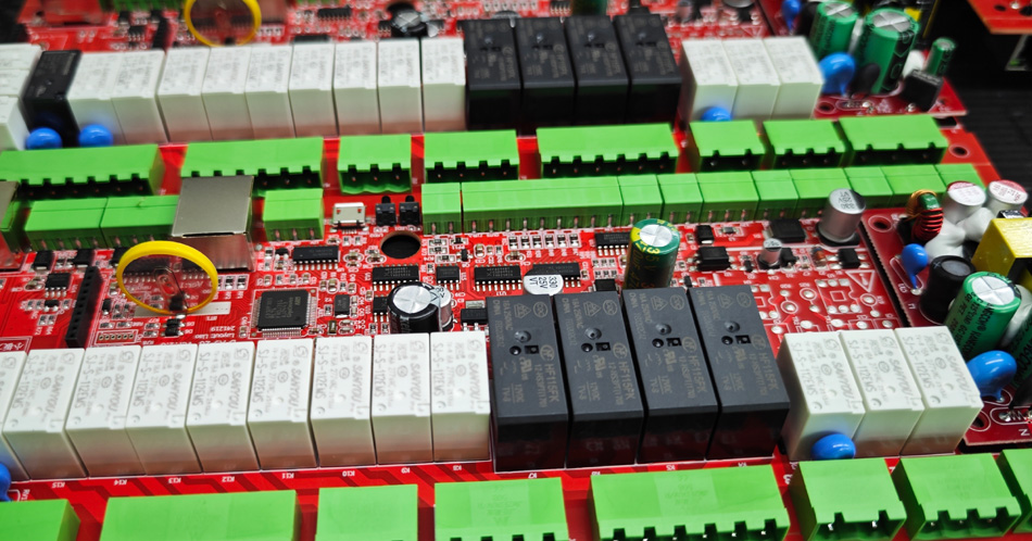 Utforska framtida utvecklingstrender för PCBA-fabrik: från teknik till service