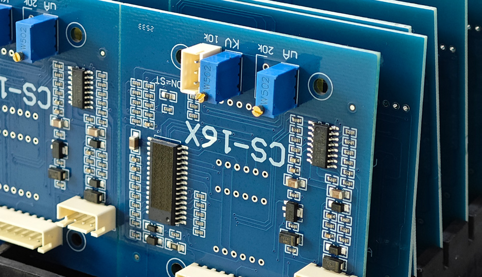 Hur påverkar kundrecensioner besluten om PCBA-fabrikspartnerskap?
