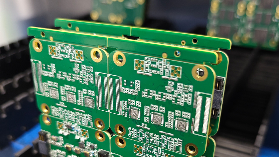 Utforska gröna produktionsprocesser och framtida utvecklingstrender i PCBA-fabriker