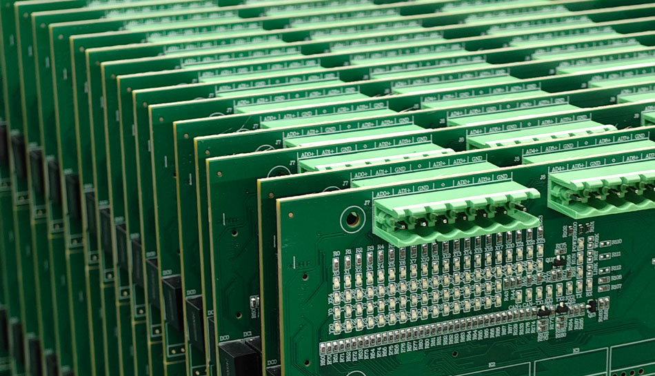 Hur väljer man rätt PCBA-fabrik baserat på kundfeedback?